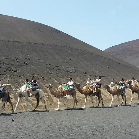 Caserones I * Puerto del Carmen (Lanzarote)